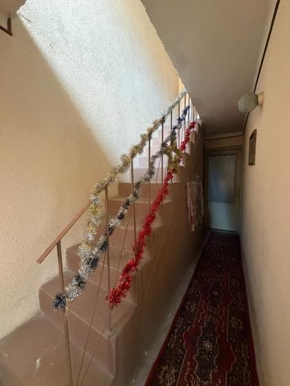Casă individuală cu 4 camere cu Canalizare în Podari