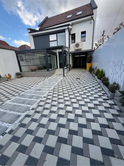 Casă cu 4 camere cu Teren 230 Mp în Terezian