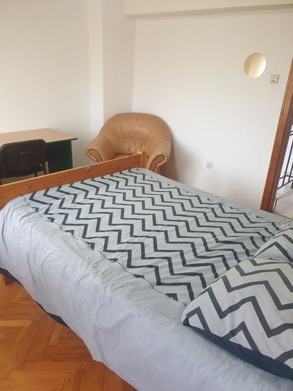 Casă cu 4 camere decomandat cu Teren 150 Mp în Zorilor