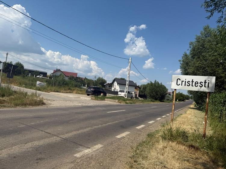 Teren de 1400 mp, în Valea Lupului