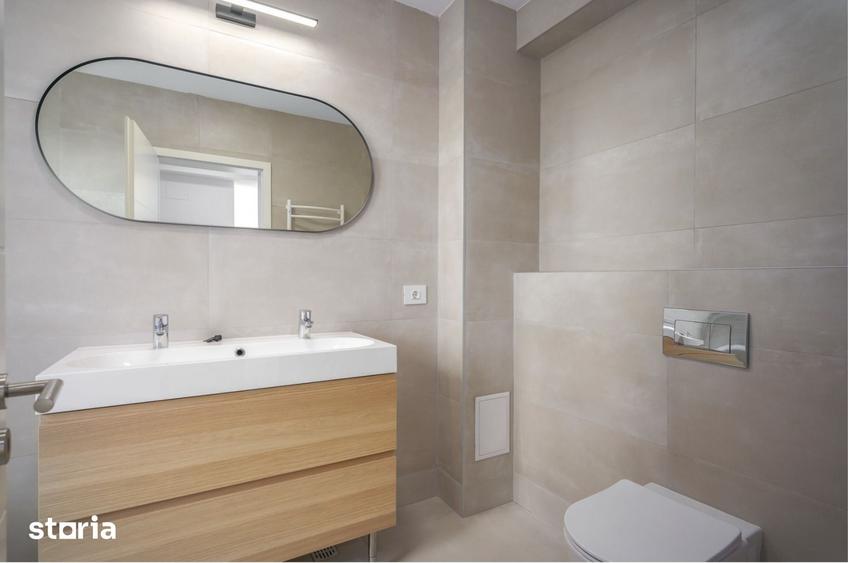 Casă cu 5 camere cu Teren 90 Mp în Central