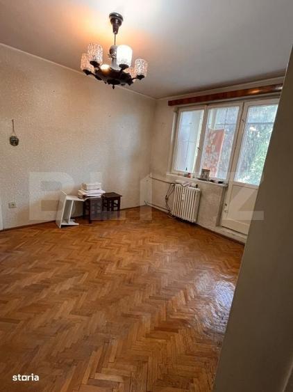 Apartament cu 3 camere semidecomandat în Ultracentral