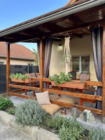 Casă individuală cu 4 camere cu Canalizare în Giarmata