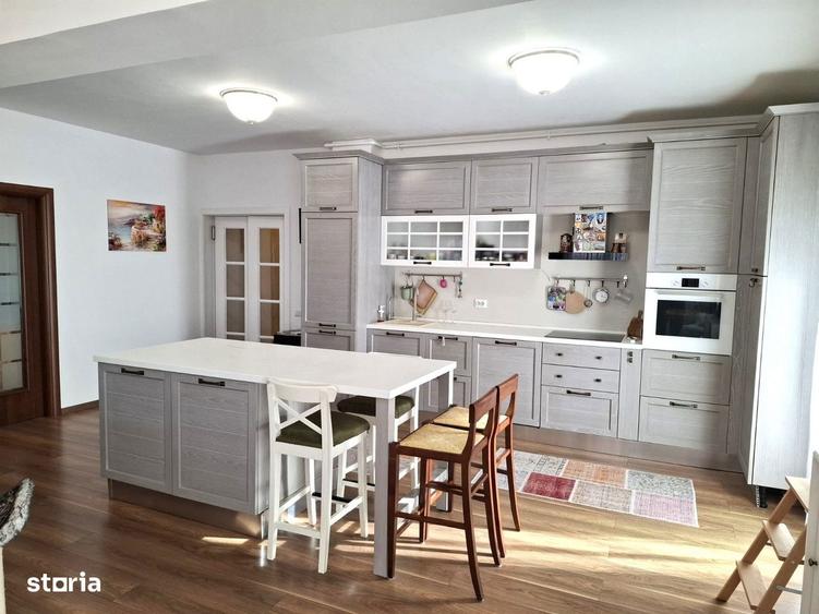 Apartament cu 3 camere decomandat în Orizont