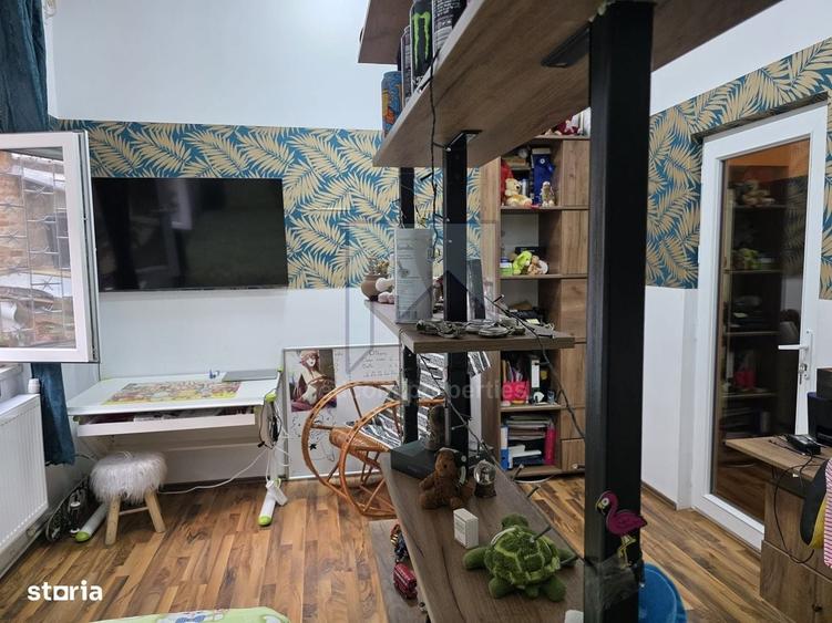 Apartament cu 4 camere decomandat în Sebastian