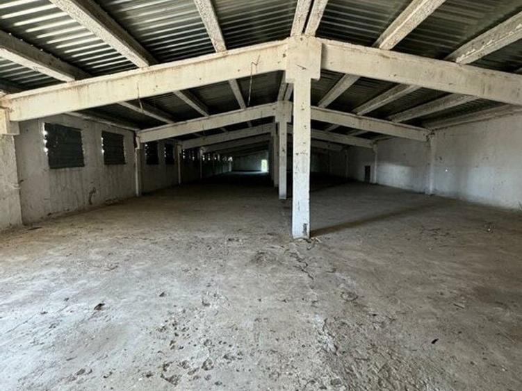 Spațiu industrial, de 640 mp, în Frumușeni