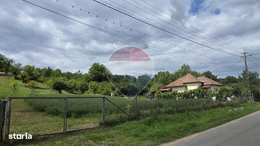 Casă cu 2 camere în Elciu