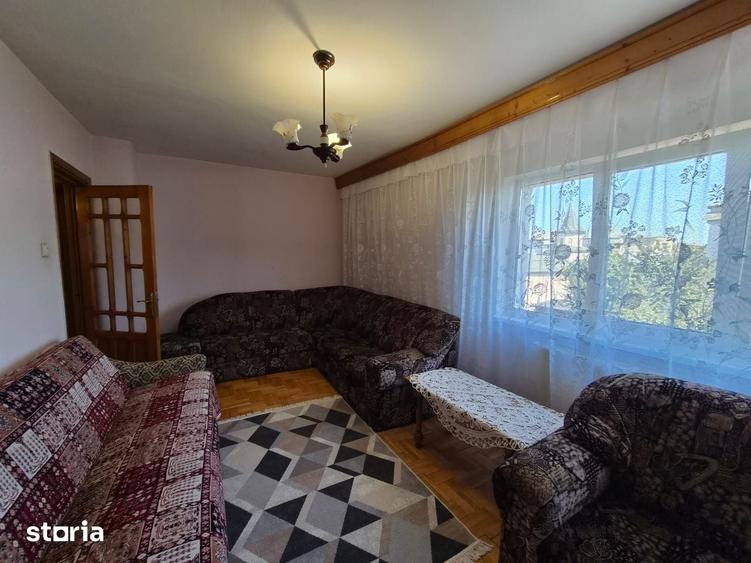 Apartament cu 3 camere decomandat în Bistrița Lac