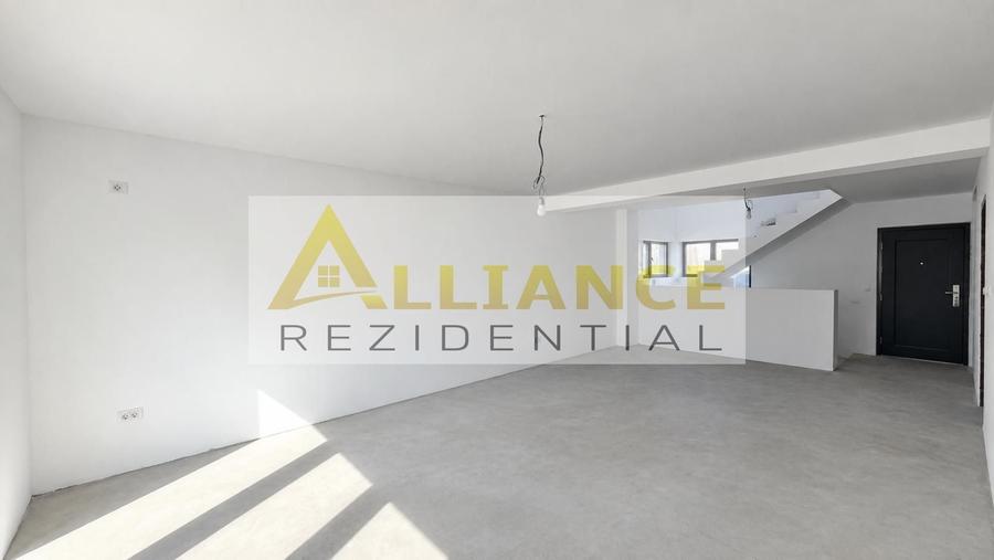 Casă individuală cu 4 camere cu Canalizare în Berceni