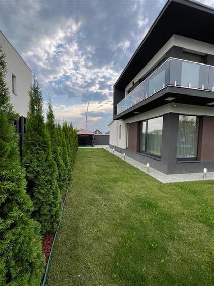 Casă individuală cu 4 camere cu Teren 600 Mp în Sânpetru