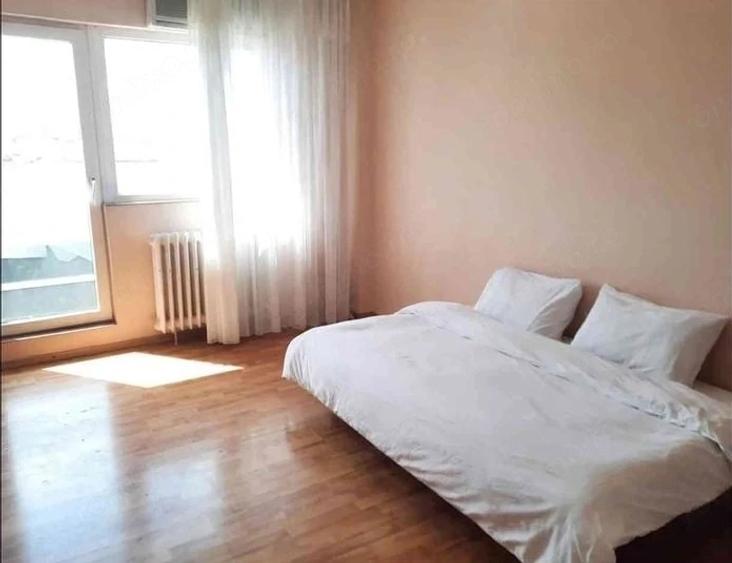 Apartament cu 4 camere semidecomandat, mobilat în Rahova