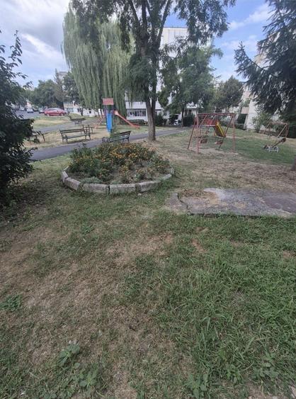 Inchiriez apartament 2 camere confort 1 sporit, decomandat, etaj 3(4), strada Banat, zona Cantemir, EON, Tudor. - 5