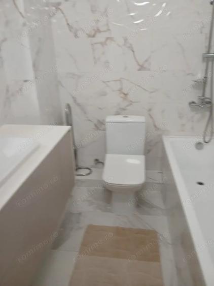 Garsonieră decomandată în Girocului