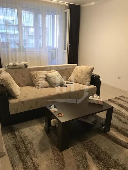 Apartament cu 2 camere semidecomandat, mobilat în Gheorgheni