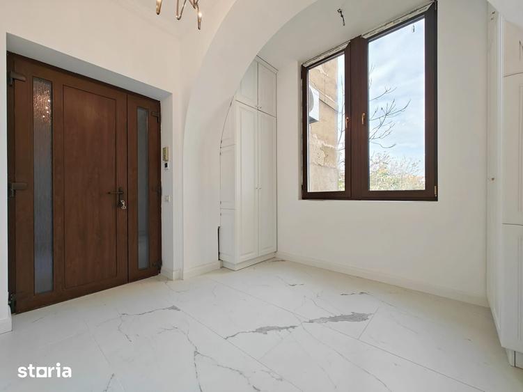 Apartament complet renovat - Piata Sinaia - Comision 0% - 15