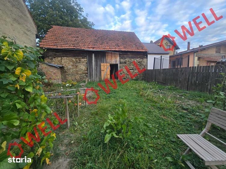 Casă cu Teren 852 Mp în Teliu