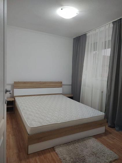 De inchiriat apartent 2 camere + loc de luat masa - 2
