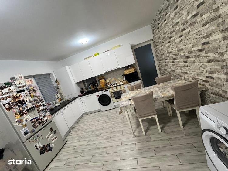 Casă cu 3 camere cu Teren 260 Mp în Vidra