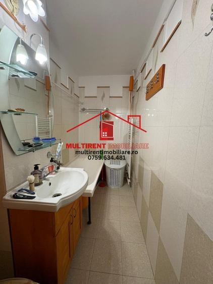 Apartament cu 3 camere decomandat în Faleză
