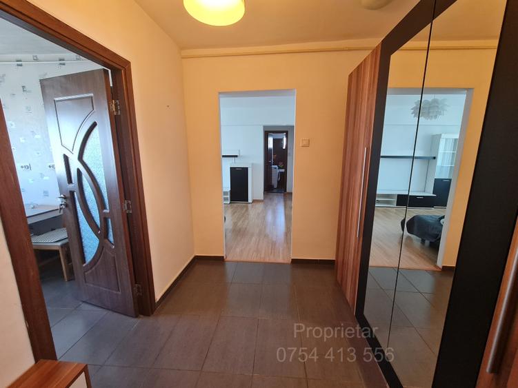 Apartament cu 2 camere semidecomandat în 1 Decembrie 1918
