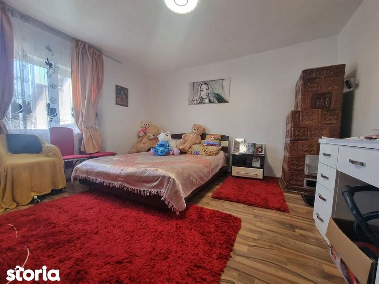 Casă cu 3 camere cu Teren 334 Mp în Central