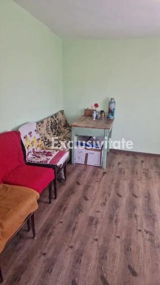 Casă cu 2 camere cu Teren 1150 Mp în Boțești