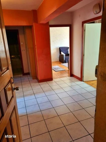 Apartament cu 4 camere în Central