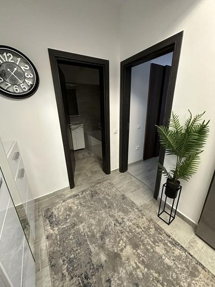 Apartament cu 2 camere decomandat în Cățelu