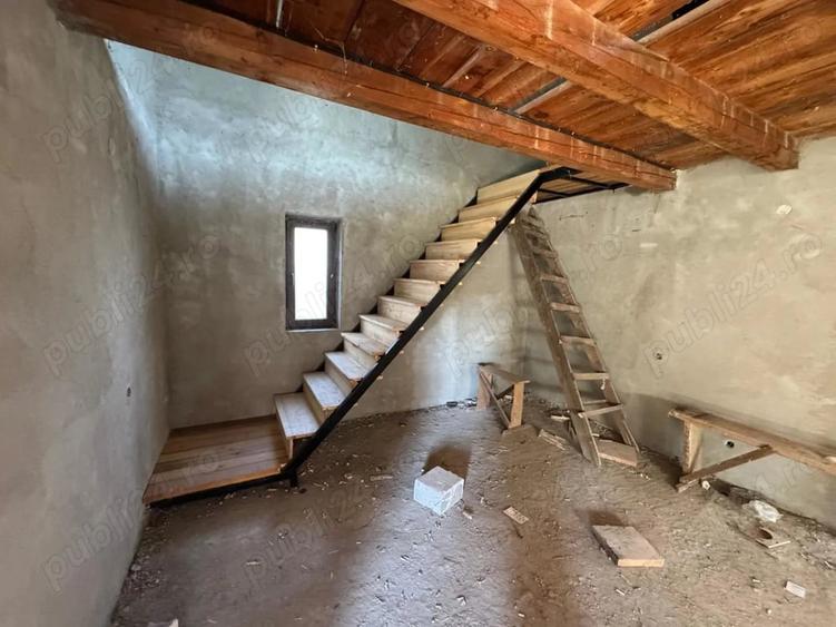 Casă cu Teren 500 Mp în Ostrovu Corbului