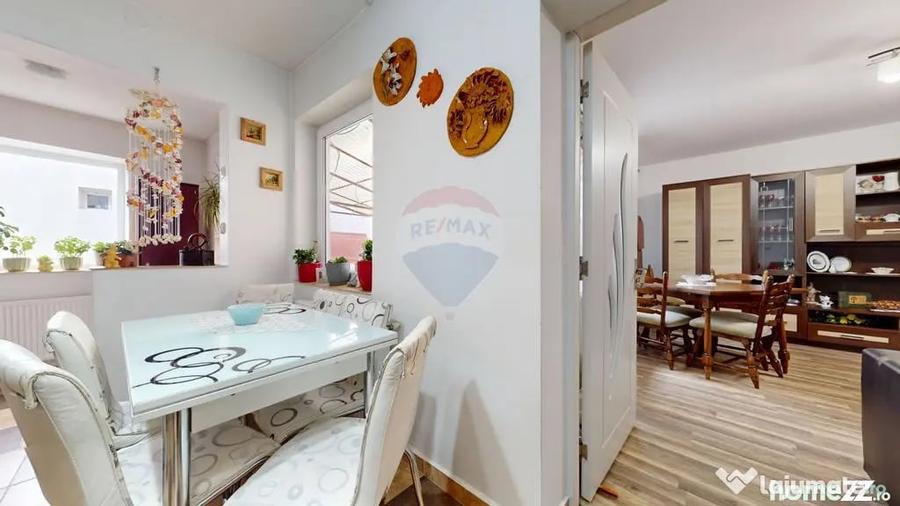 Casă cu 4 camere cu Teren 1004 Mp în Hărman