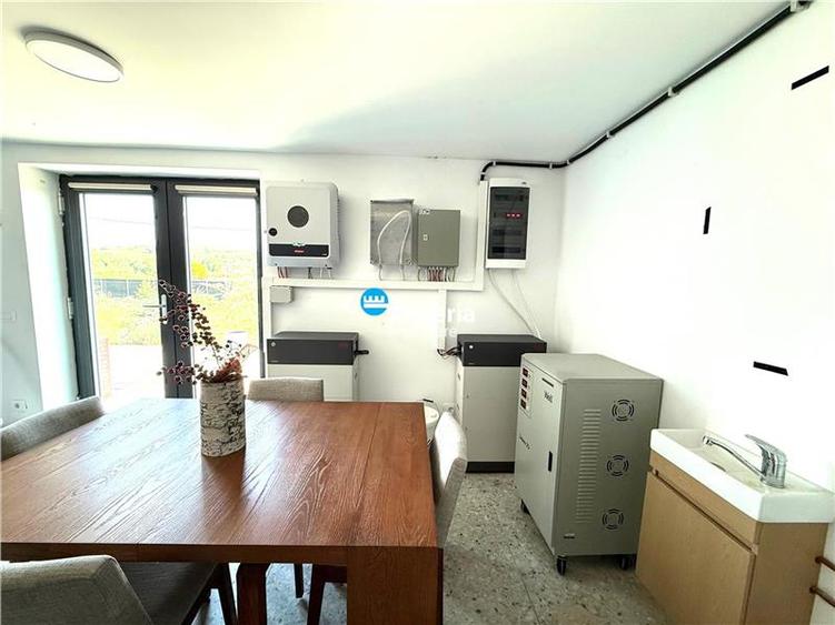 Casă cu 4 camere cu Teren 2165 Mp în Miroslava