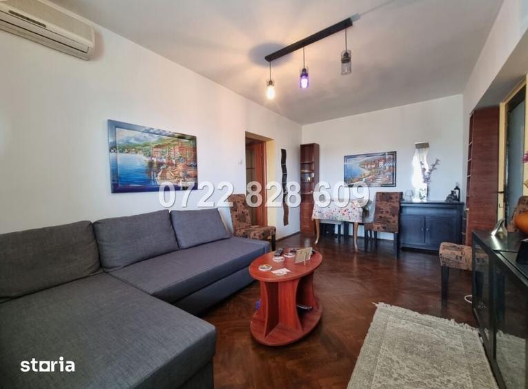 Apartament cu 3 camere semidecomandat în Gara de Nord
