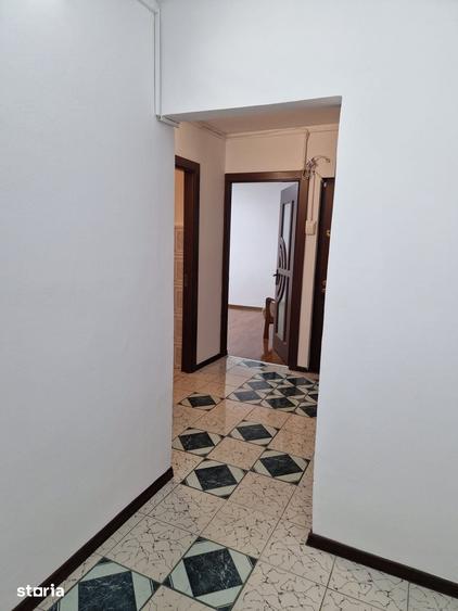 Campina - ap. 3 cam - pt. Birouri - 400 Euro/Luna - 4