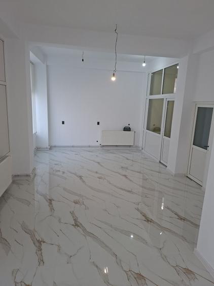 Spațiu comercial, de 140 mp, în Central