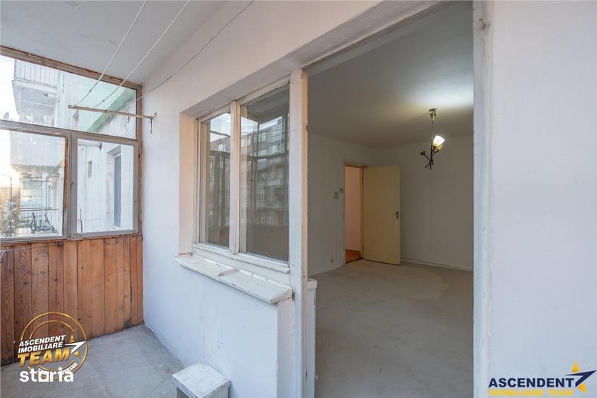 Apartament cu 2 camere decomandat în Central