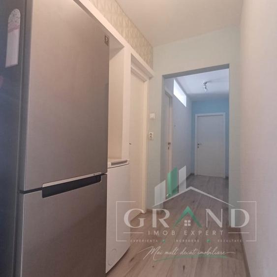 Apartament cu 2 camere decomandat, mobilat în Central