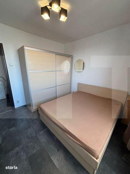 Apartament cu 3 camere în Tineretului