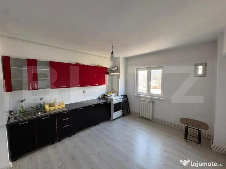 Apartament cu 2 camere decomandat în Cetate