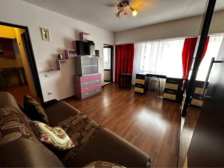Garsonieră decomandată în Ultracentral