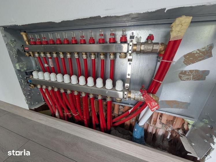 Casă cu 4 camere cu Teren 400 Mp în Hemeiuș