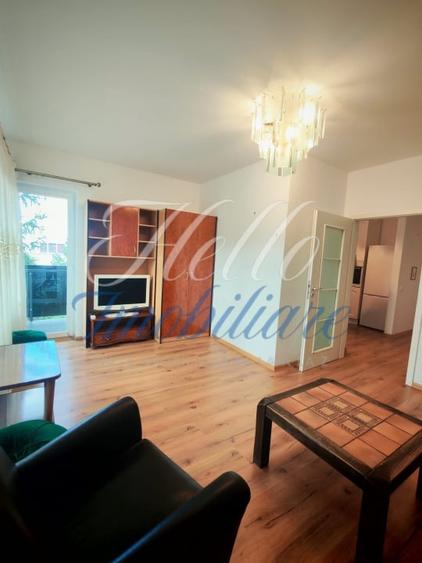 Apartament cu 3 camere semidecomandat în Zorilor
