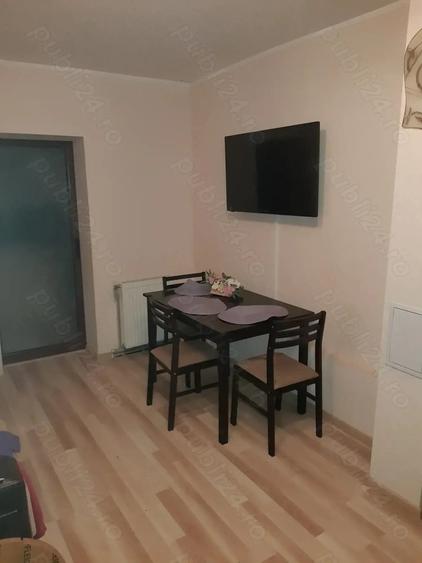 Apartament cu 3 camere decomandat în Buzaului