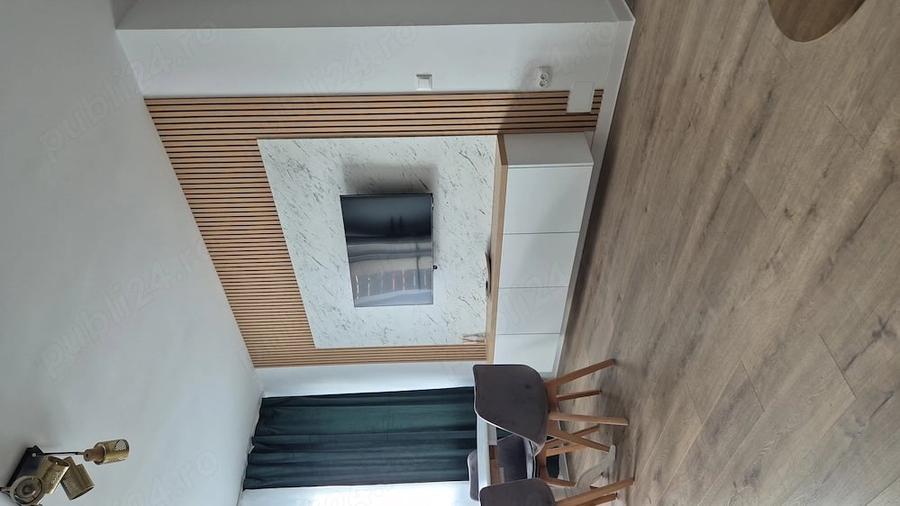 Apartament cu 3 camere semidecomandat în Baciu