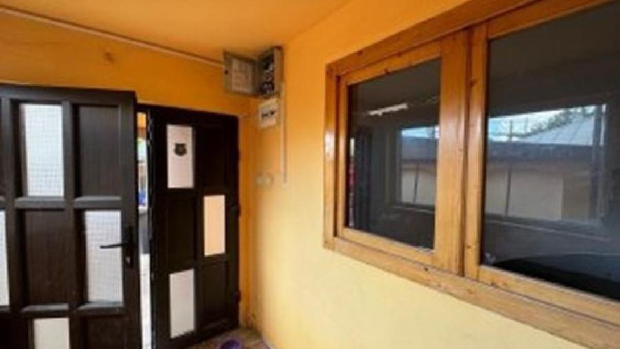 Casă individuală cu 5 camere cu Teren 158 Mp în Sud