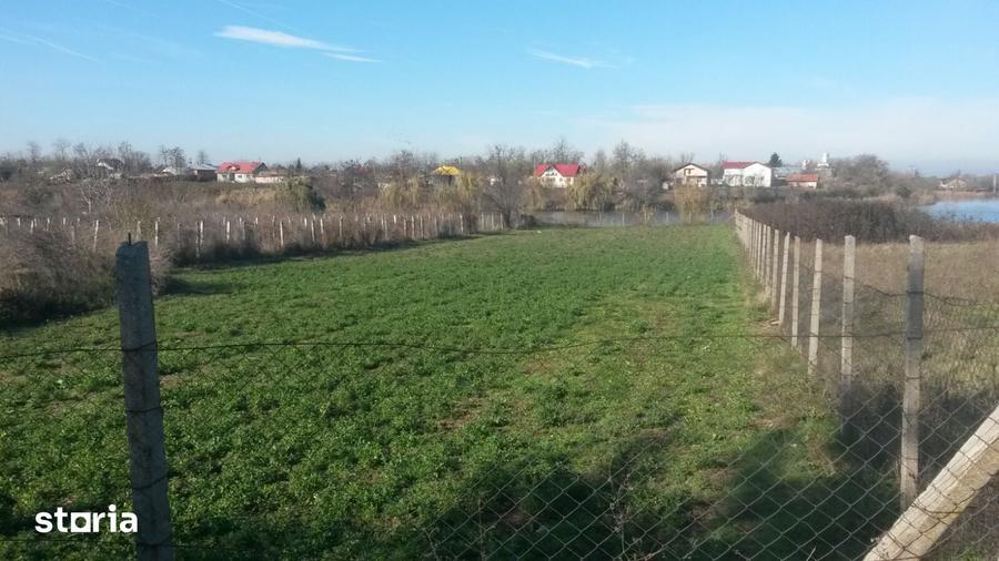 Teren de 1853 mp, în Sălciile