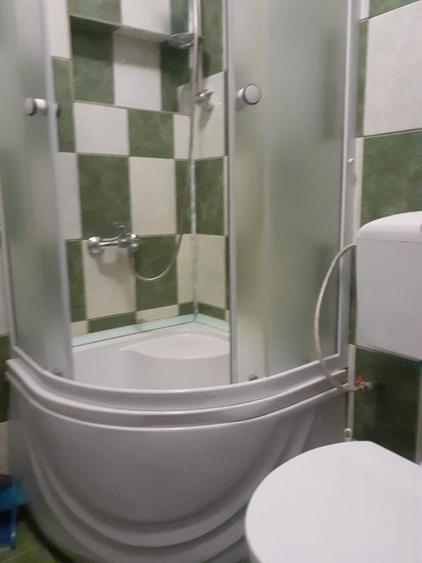 Garsonieră decomandată, mobilată în Romană