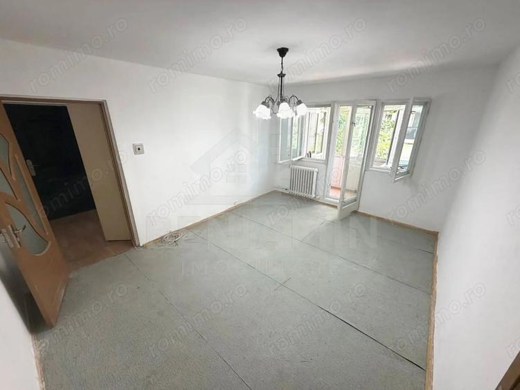 Apartament cu 2 camere semidecomandat în Est