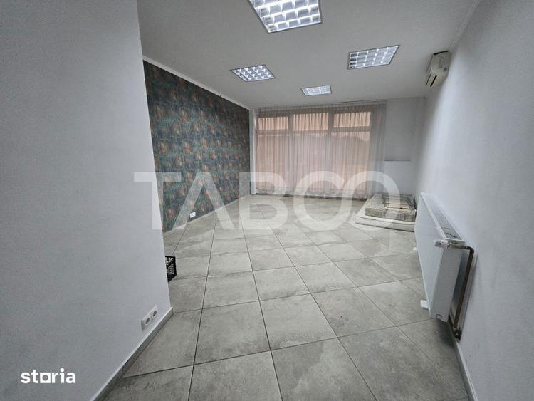 Apartament cu 4 camere decomandat în Slimnic