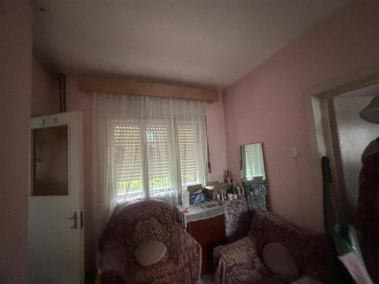Casă cu 4 camere cu Teren 500 Mp în Ultracentral