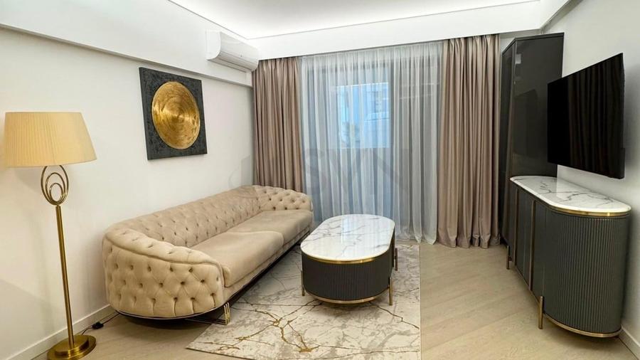 Apartament cu 3 camere decomandat, mobilat în Pipera